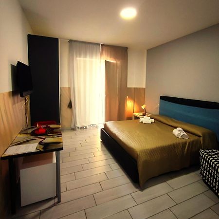Neapolis Center Bed & Breakfast Bagian luar foto