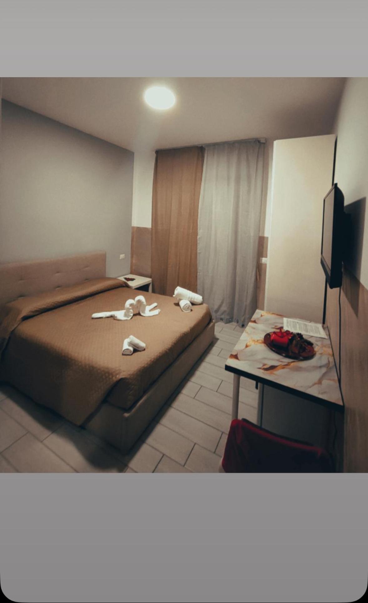 Neapolis Center Bed & Breakfast Bagian luar foto