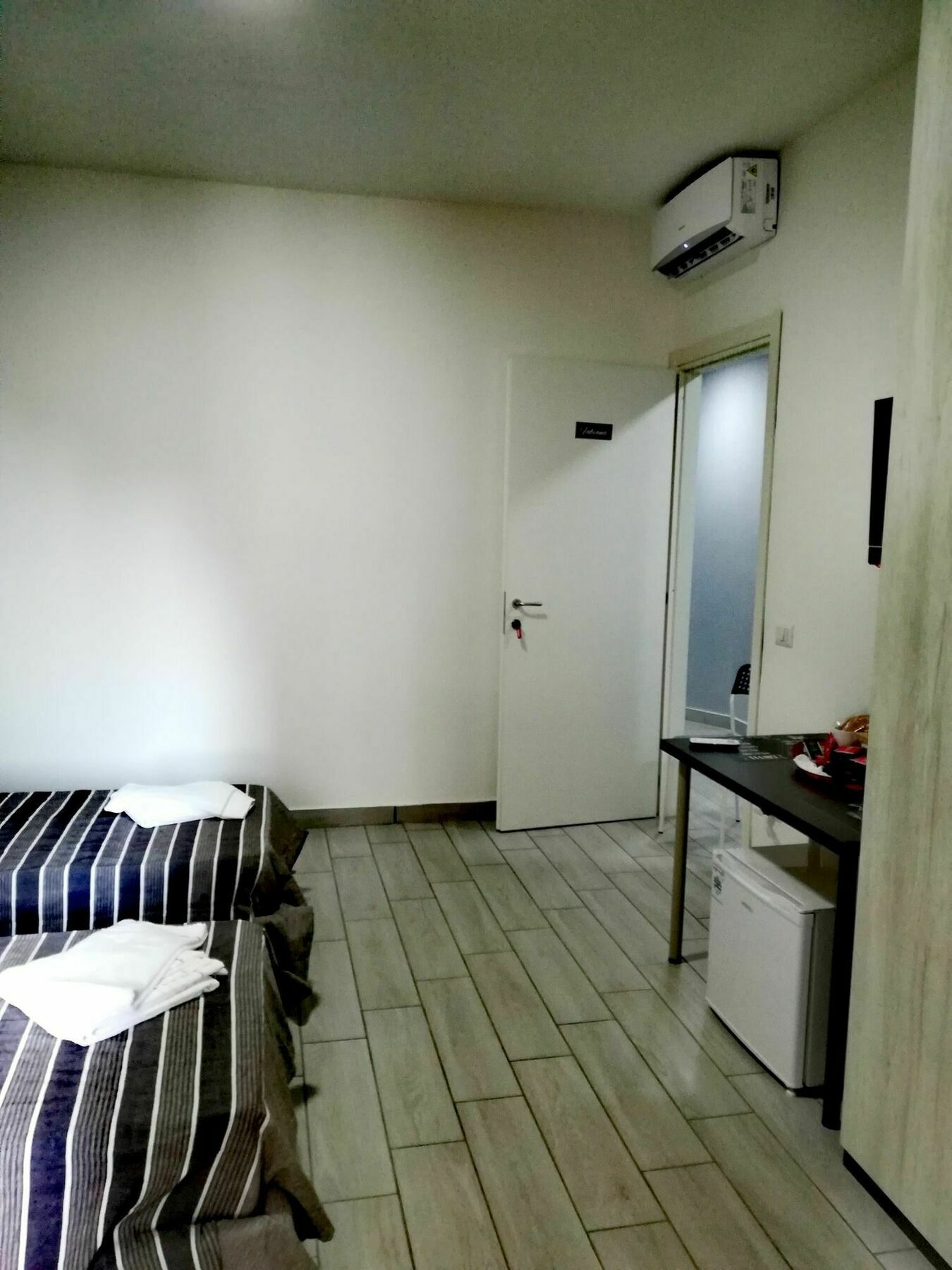 Neapolis Center Bed & Breakfast Bagian luar foto