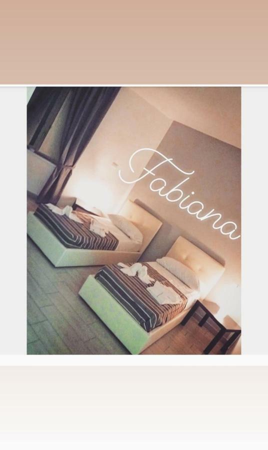 Neapolis Center Bed & Breakfast Bagian luar foto