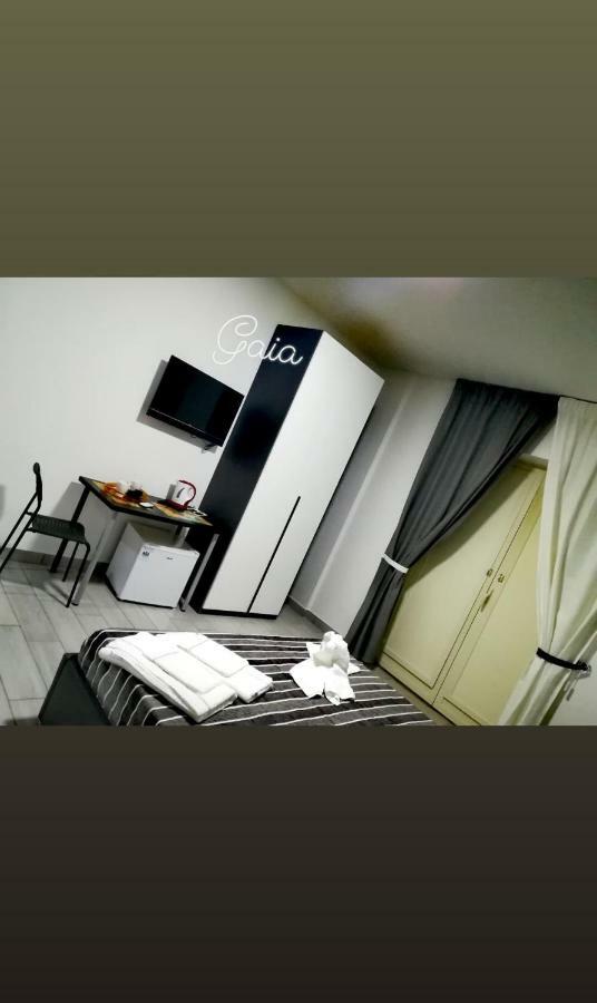 Neapolis Center Bed & Breakfast Bagian luar foto